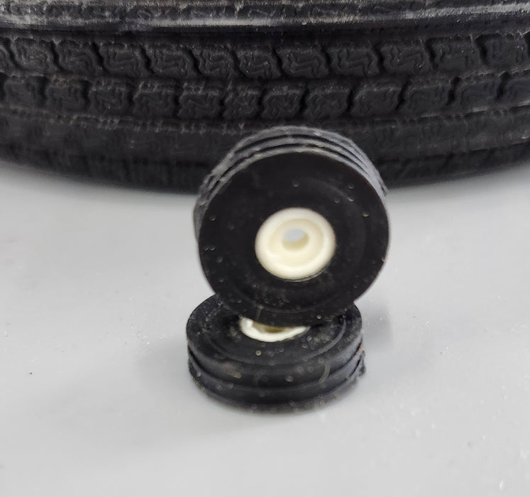 1/64 STANDI TOY 11-20 TIRE WHITE RIM