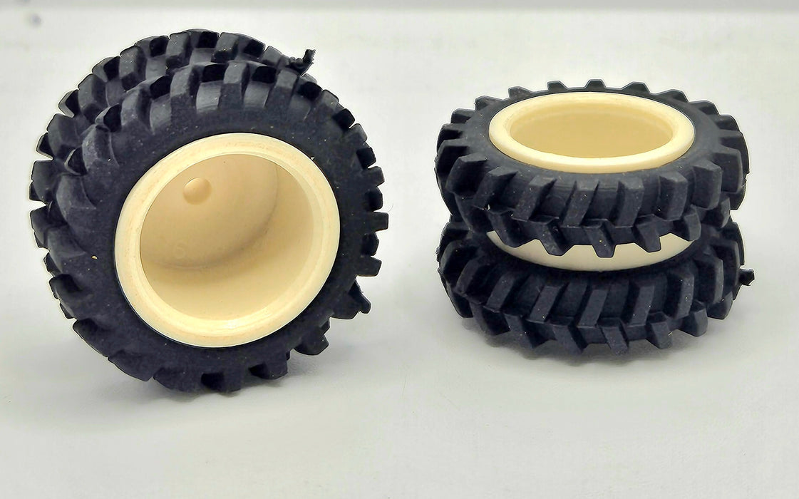 1/64 STANDI TOY 1 PAIR WHITE TIRES 14.9-46 DUALS