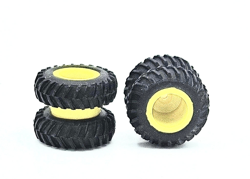 1/64 STANDI TOY 20.8-38 YELLOW DUAL RIM TIRES 1 PR