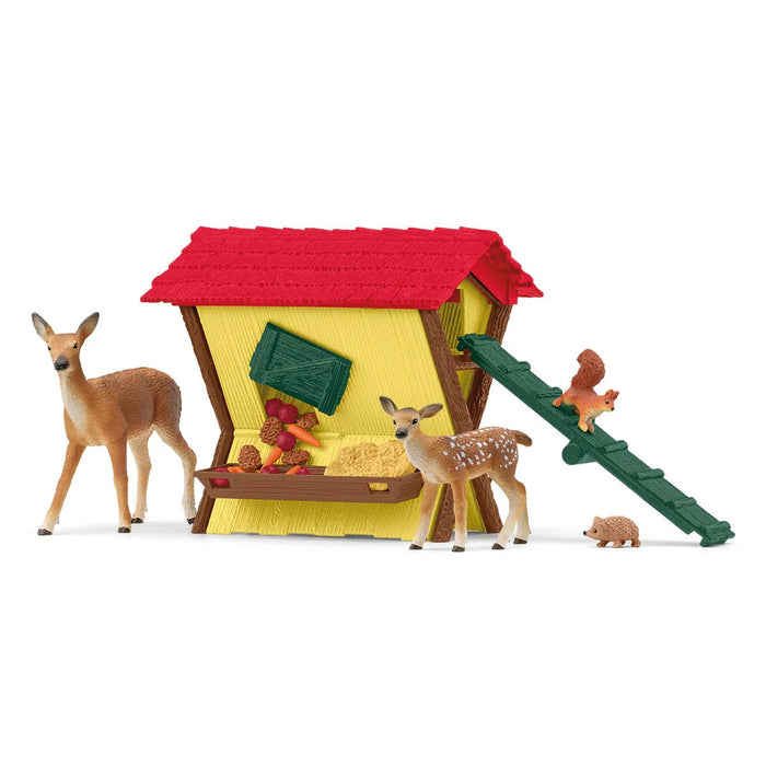 SCHLEICH TOY FARM WORLD FEEDING THE FOREST ANIMALS