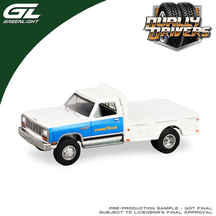 1/64 GREENLIGHT TOY 1981 DODGE RAM W350 POWER RAM DUALLY FLATBED