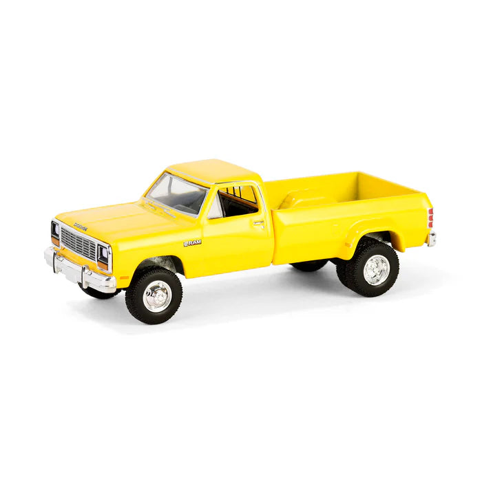 1/64 GREENLIGHT TOY 1982 DODGE RAM D350 YELLOW