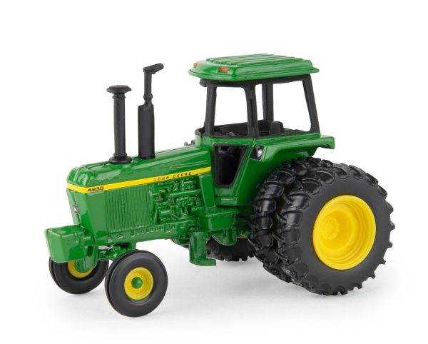 1/64 ERTL TOY JOHN DEERE 4230 TRACTOR WITH DUALS