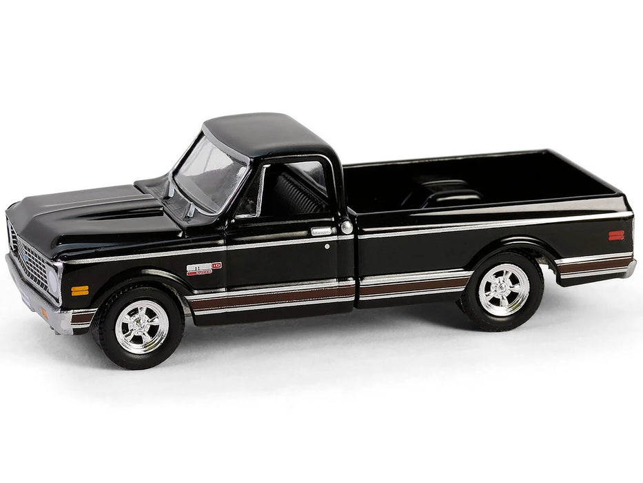 1/64 GREENLIGHT TOY 1972 CHEVY CHEYENNE C10 TRUCK