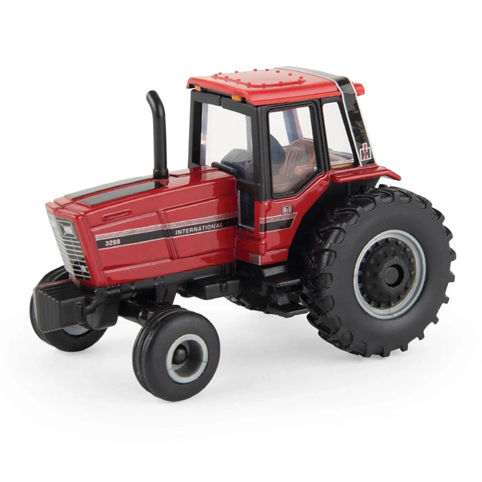 1/64 ERTL TOY CASE IH 3288 TRACTOR