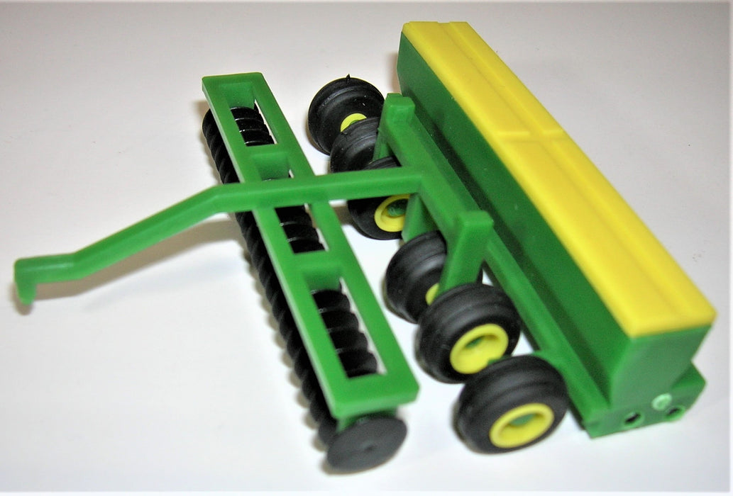 1/64 STANDI TOY NO TILL GRAIN DRILL GREEN