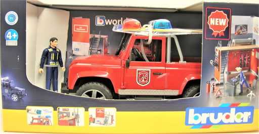 1/16 BRUDER TOY FIRE STATION WITH LAND ROVER