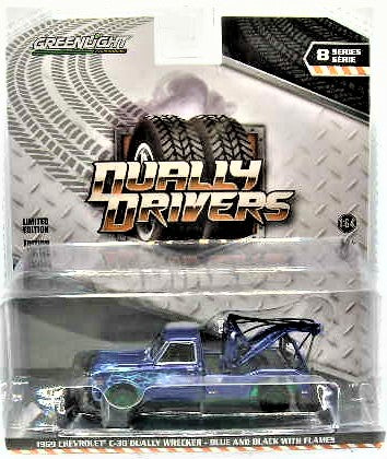 1/64 CHASE 1969 CHEVROLET C-30 DUALLY WRECKER GREENLIGHT TOYS SERIES 8