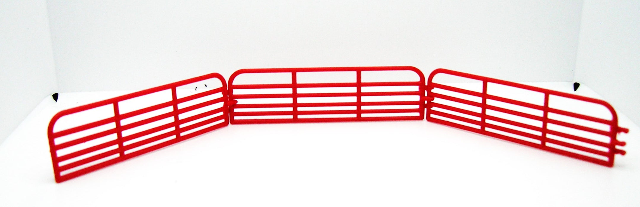 1/64 STANDI TOYS 16FT CATTLE GATES RED 3PK