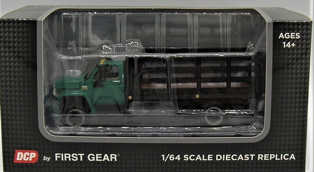 1/64 FIRST GEAR TOY CHEVY C65 STAKE TRUCK GREEN